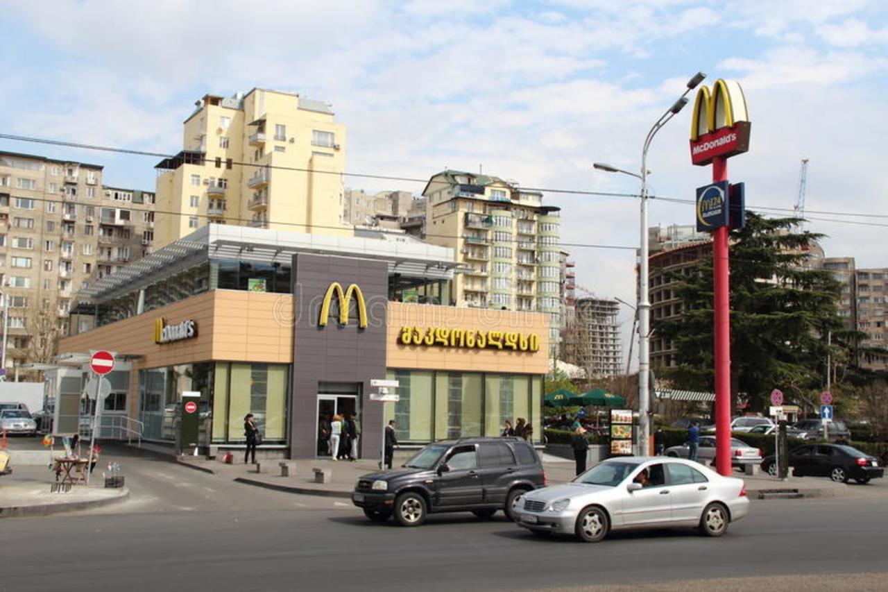 Amadeus Hotel Tbilisi Exterior photo